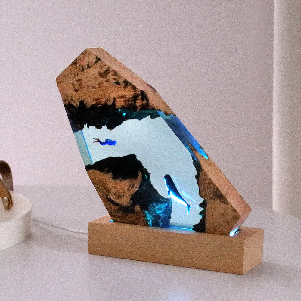 New Underwater Cave Whale Dive - Resin Art Gift For Anniversary บทวิจารณ์และราคา