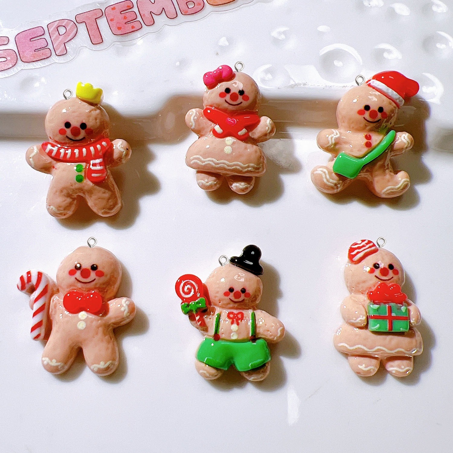 10Pcs Cute Christmas Doll Plan - Resin Art Earrings Material บทวิจารณ์และราคา
